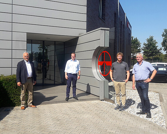 Gruppenbild_Roering_Engbers_WissingJ_WissingL.jpg 